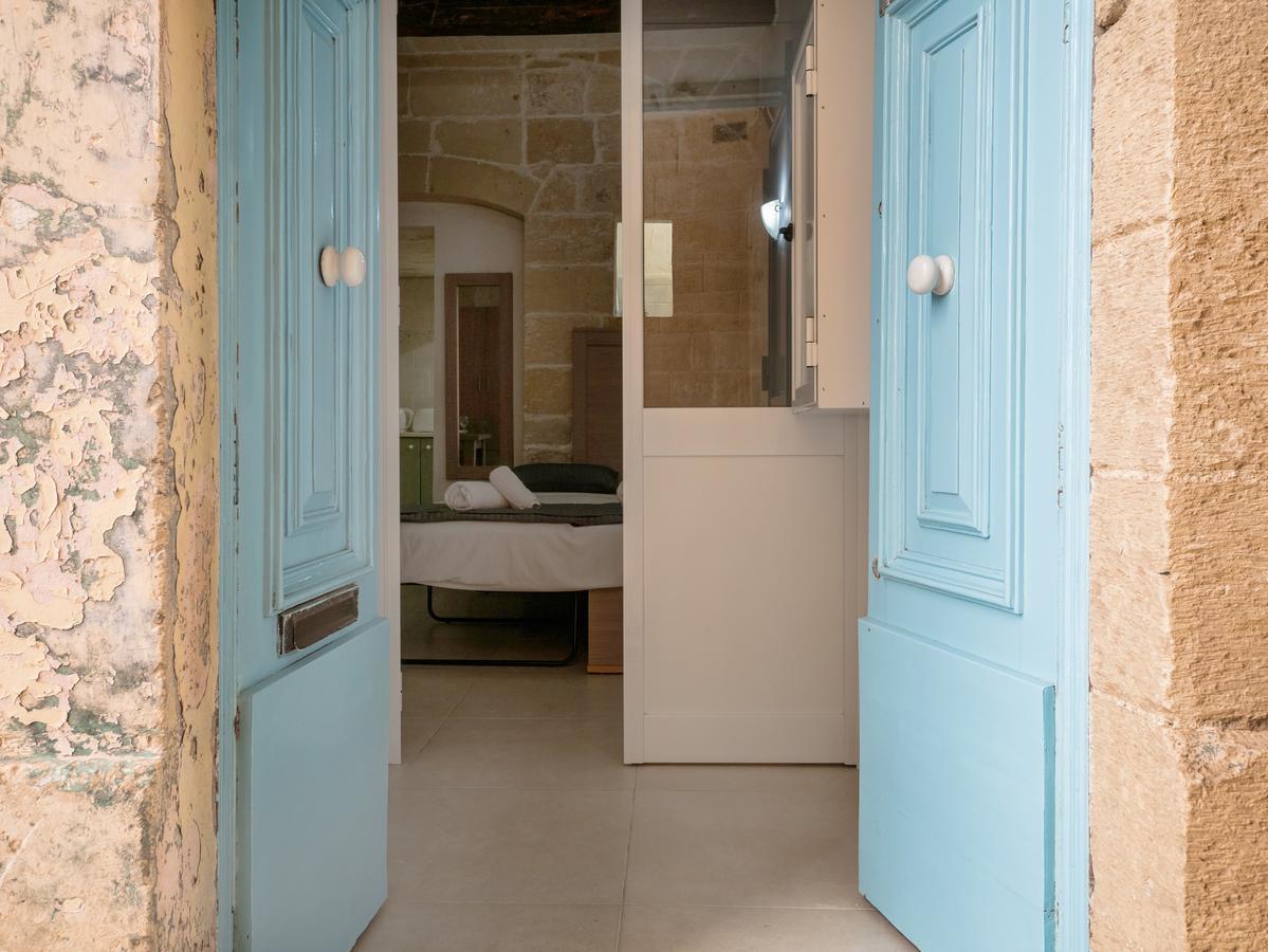 Valletta Old Theatre Lane Apartment Exterior photo