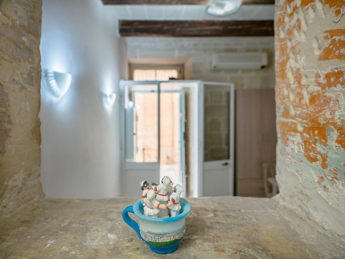 Valletta Old Theatre Lane Apartment Exterior photo